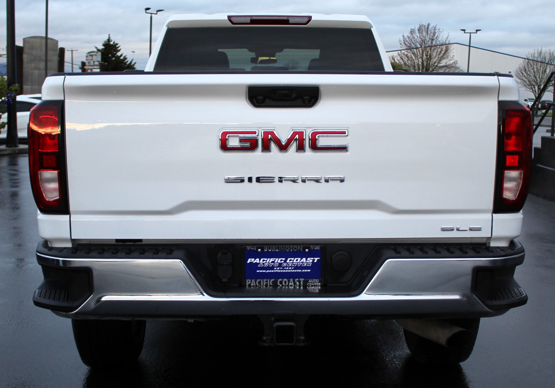 2025 Gmc Sierra 3500 HD SLE photo 3