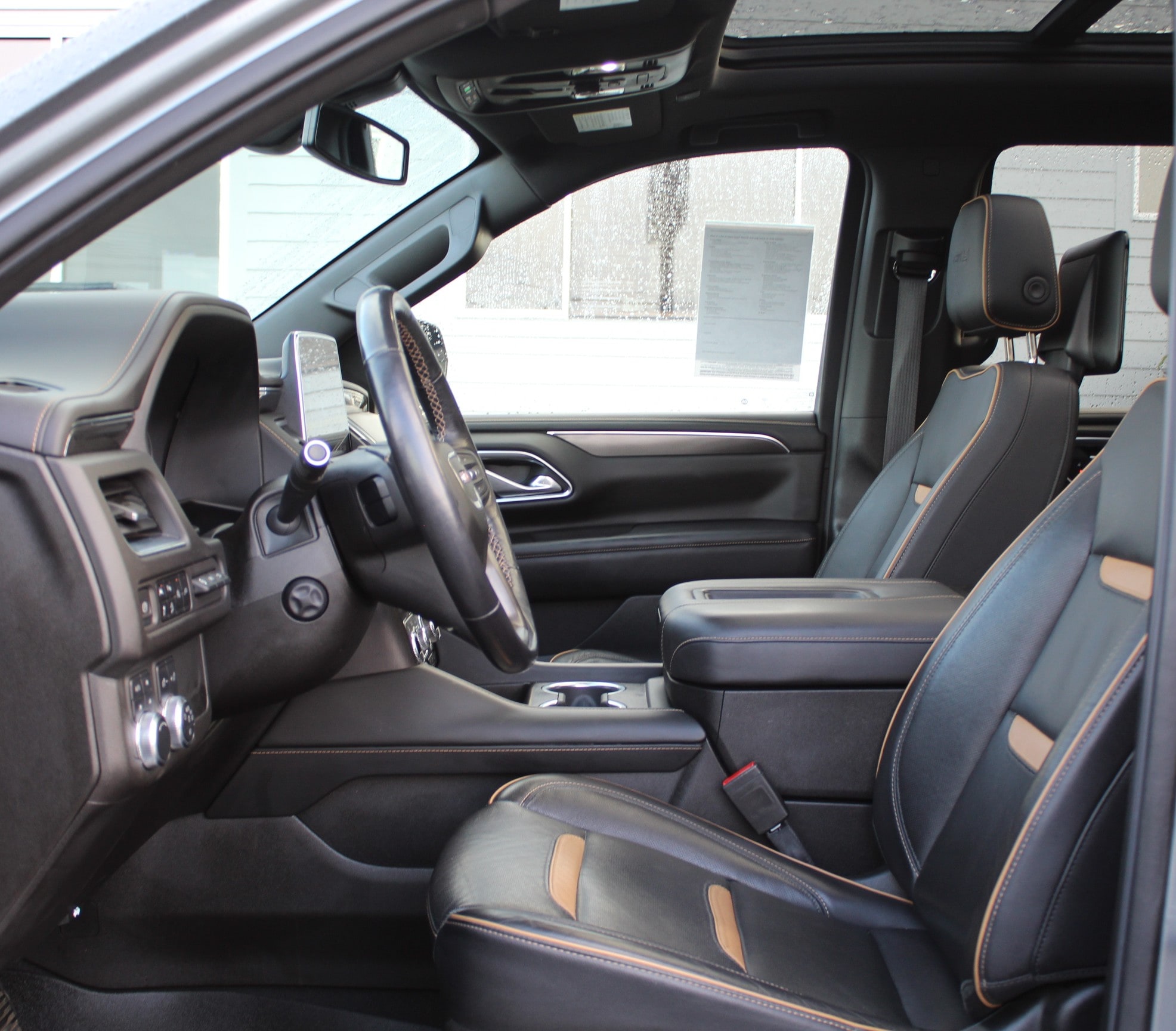 2021 GMC Yukon AT4 - Photo 13