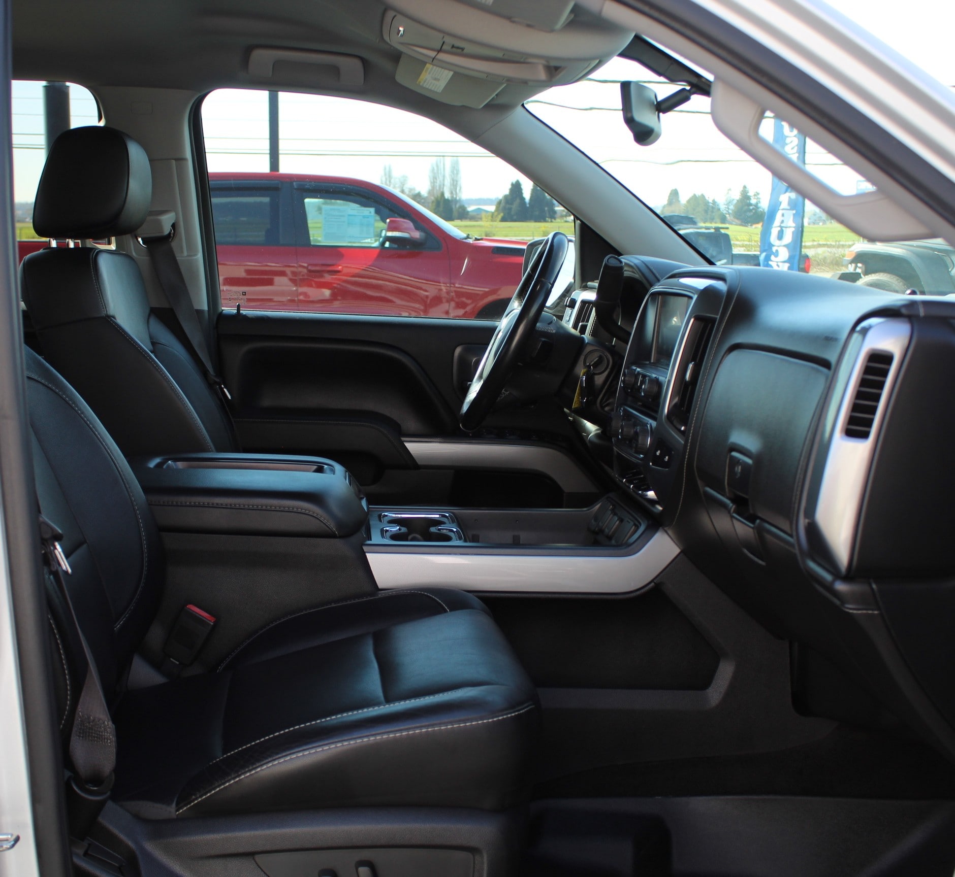 2015 Chevrolet Silverado 1500 LTZ - Photo 22