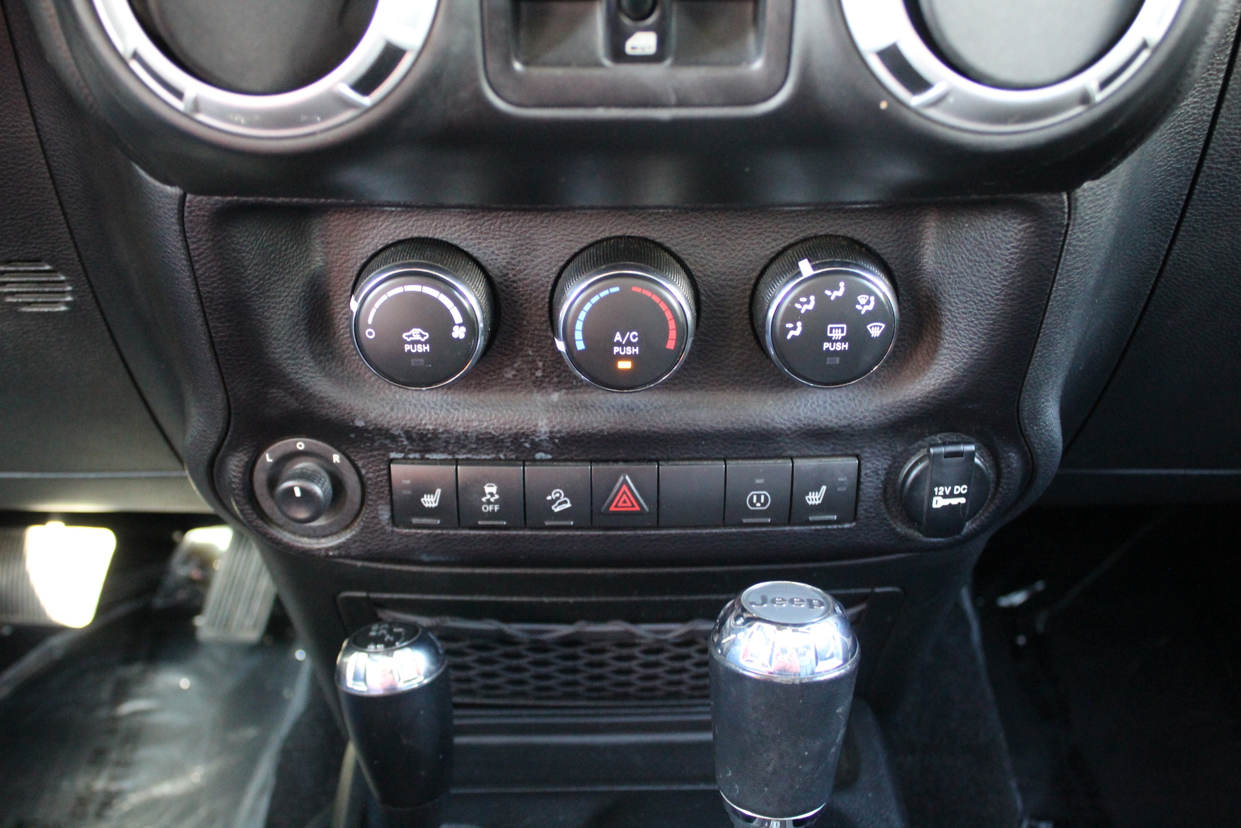 View 32