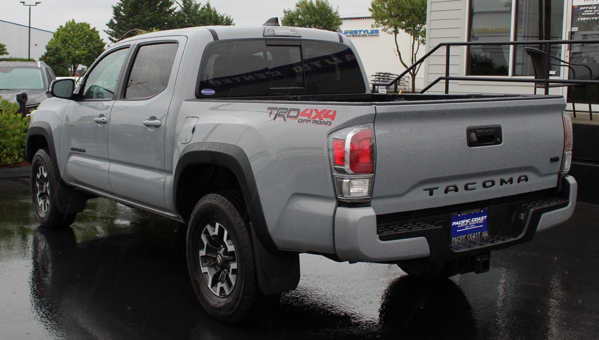 2020 Toyota Tacoma TRD Double Cab photo 3