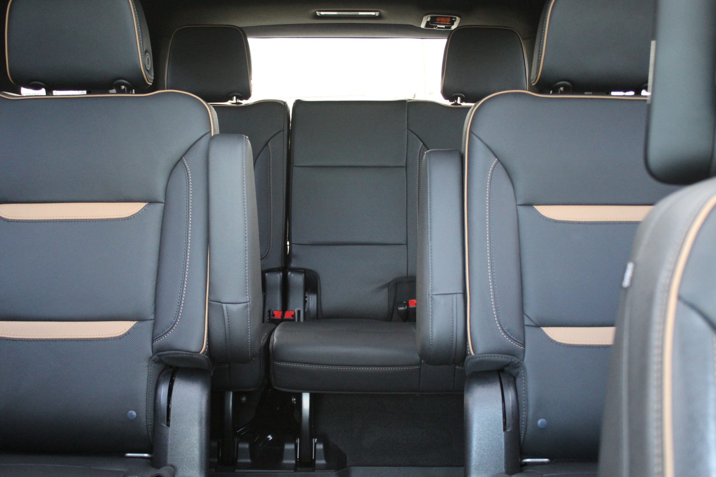 2021 GMC Yukon AT4 - Photo 43
