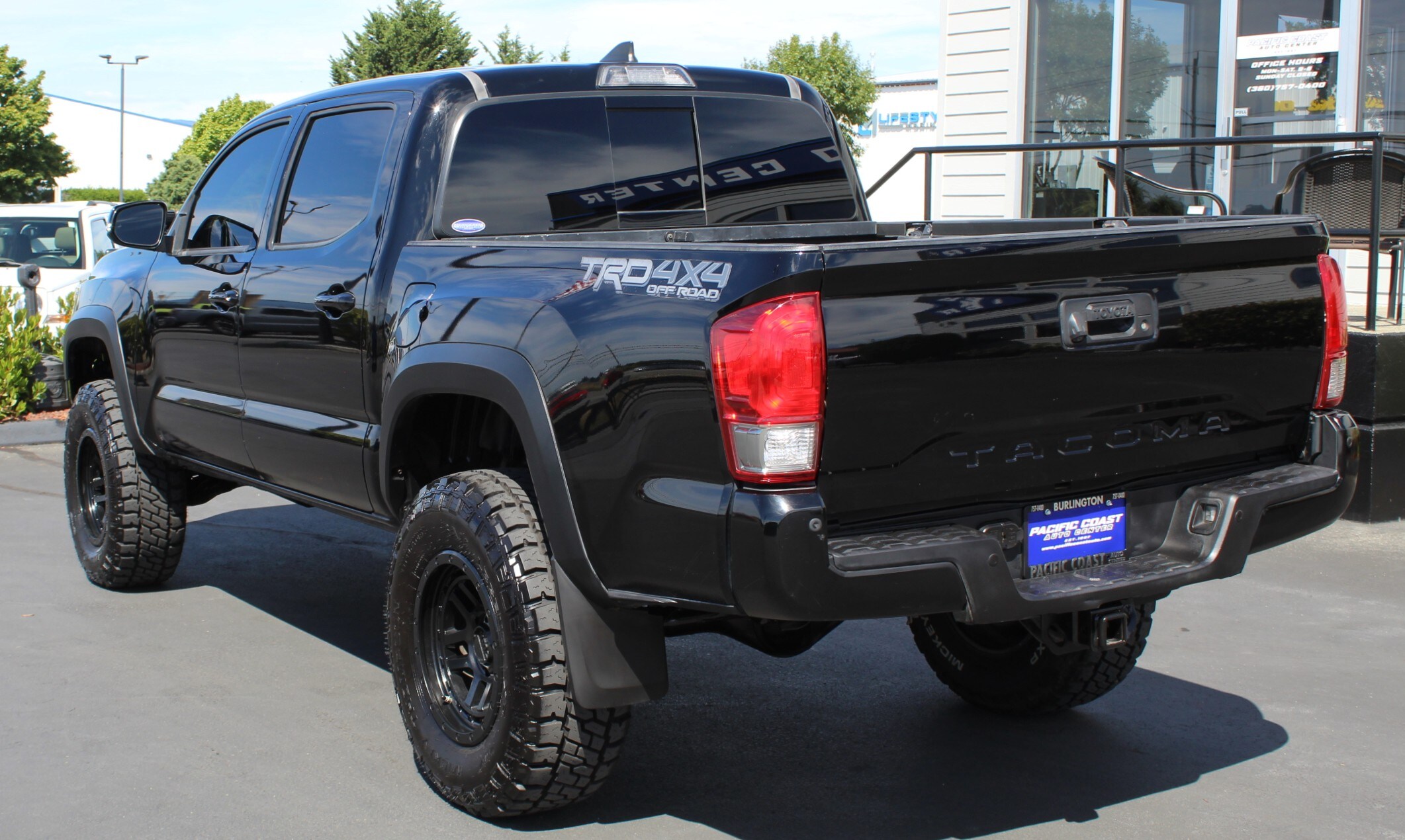 2017 Toyota Tacoma TRD Double Cab photo 3