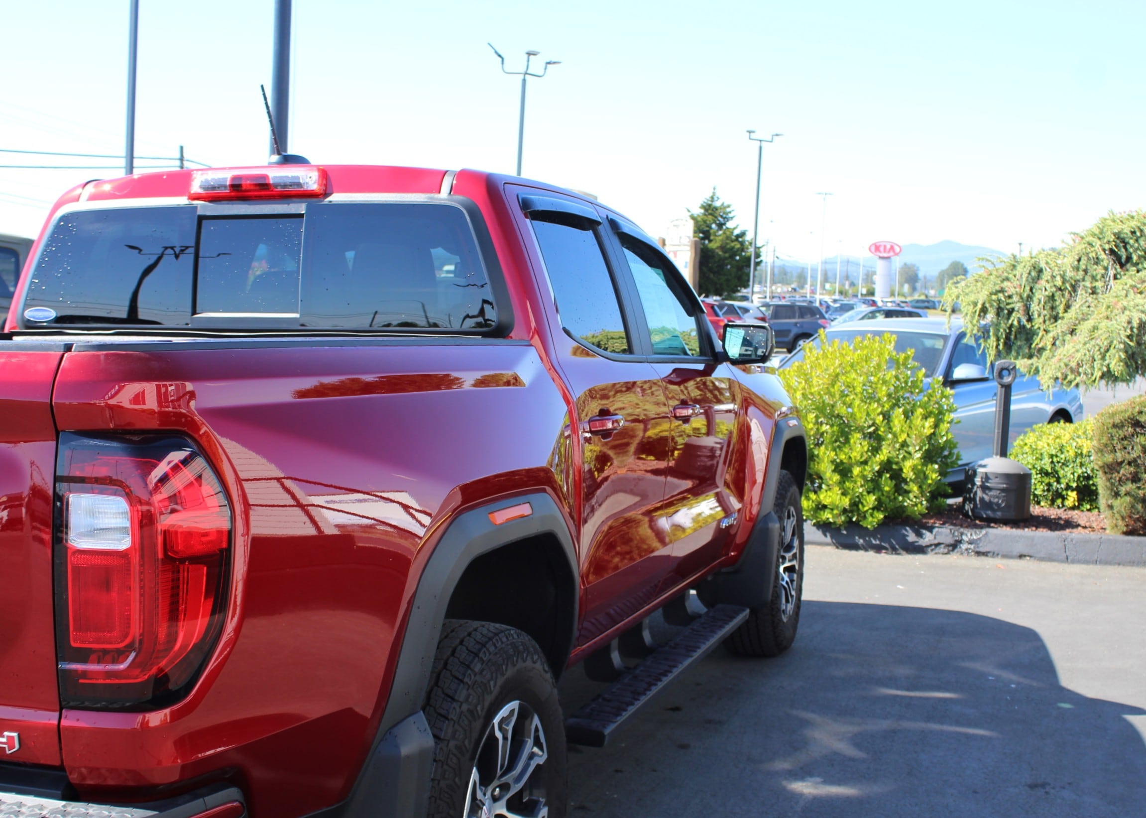 2023 GMC Canyon AT4 - Photo 7