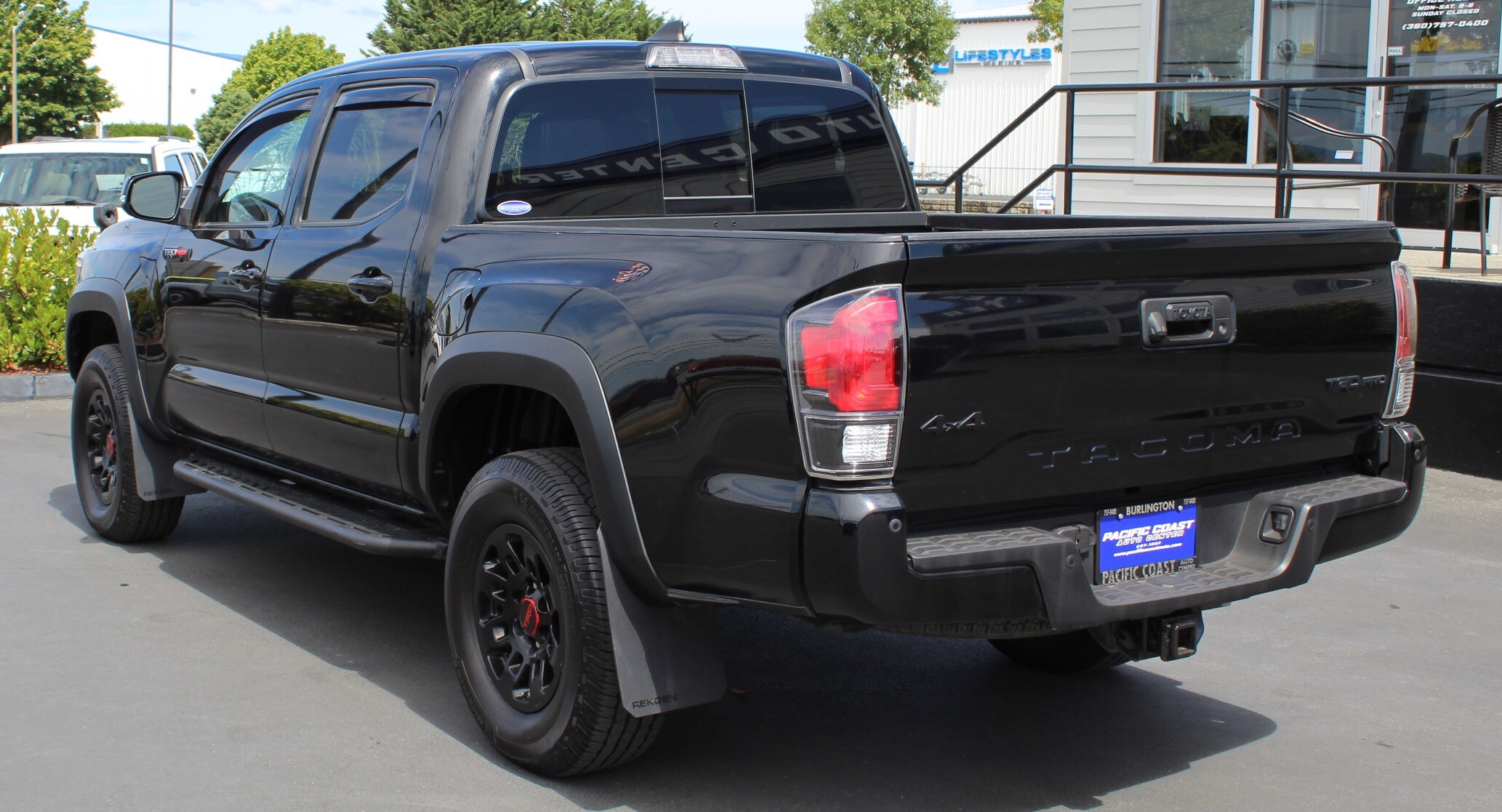 2019 Toyota Tacoma TRD Double Cab photo 2