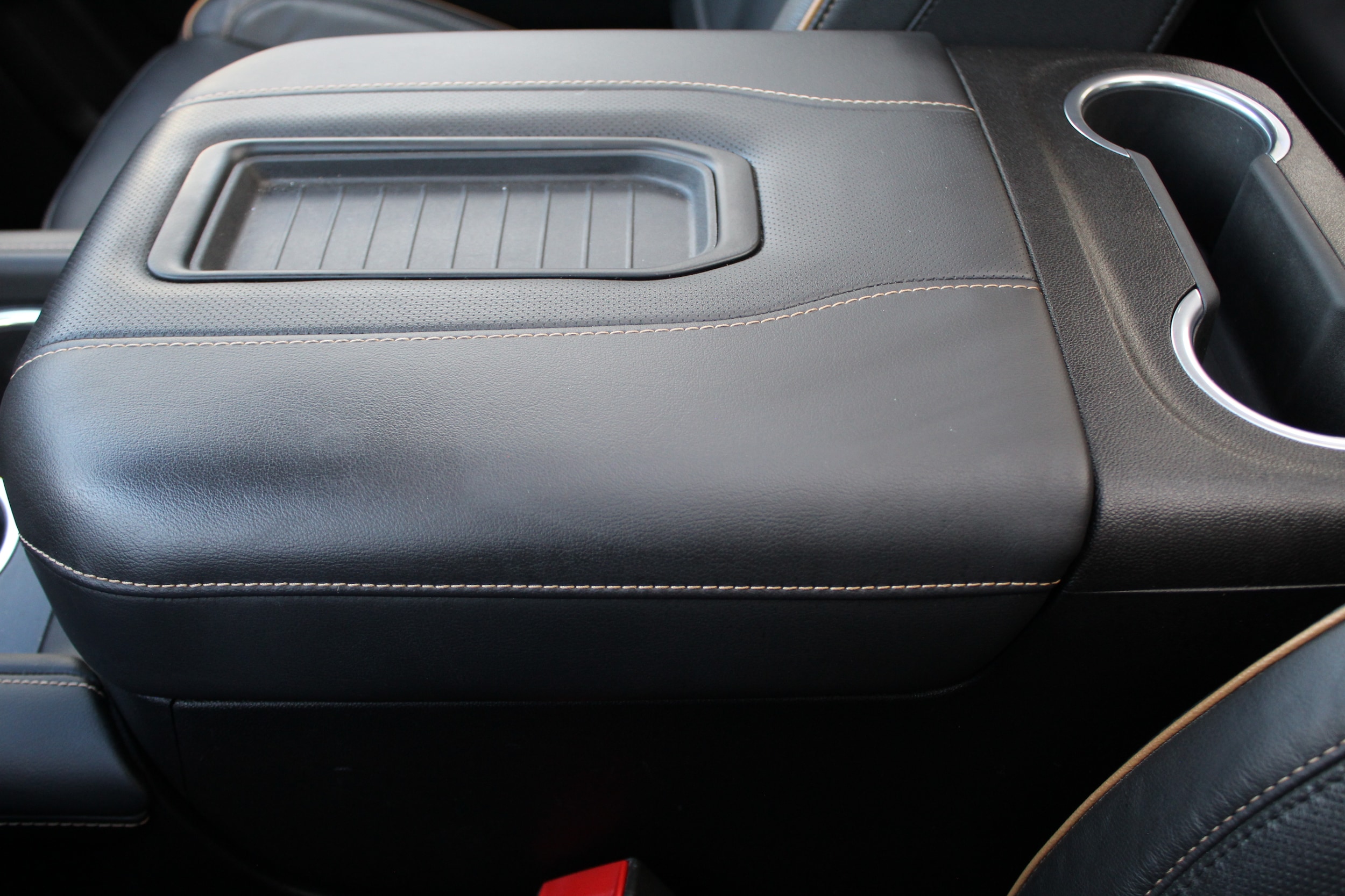 2021 GMC Yukon AT4 - Photo 36