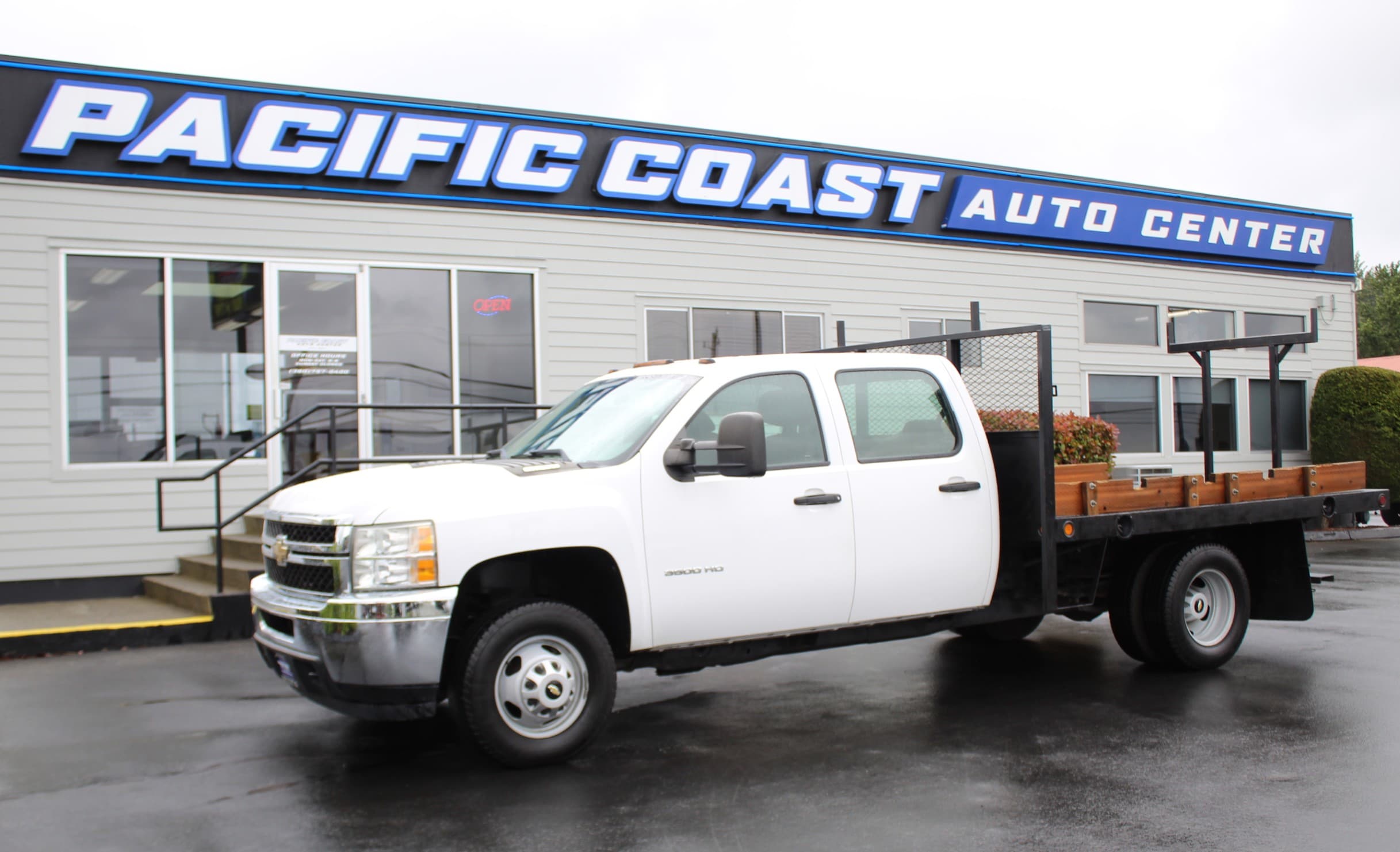 2011 Chevrolet Silverado HD WT 4WD Crew Cab SWB's photo