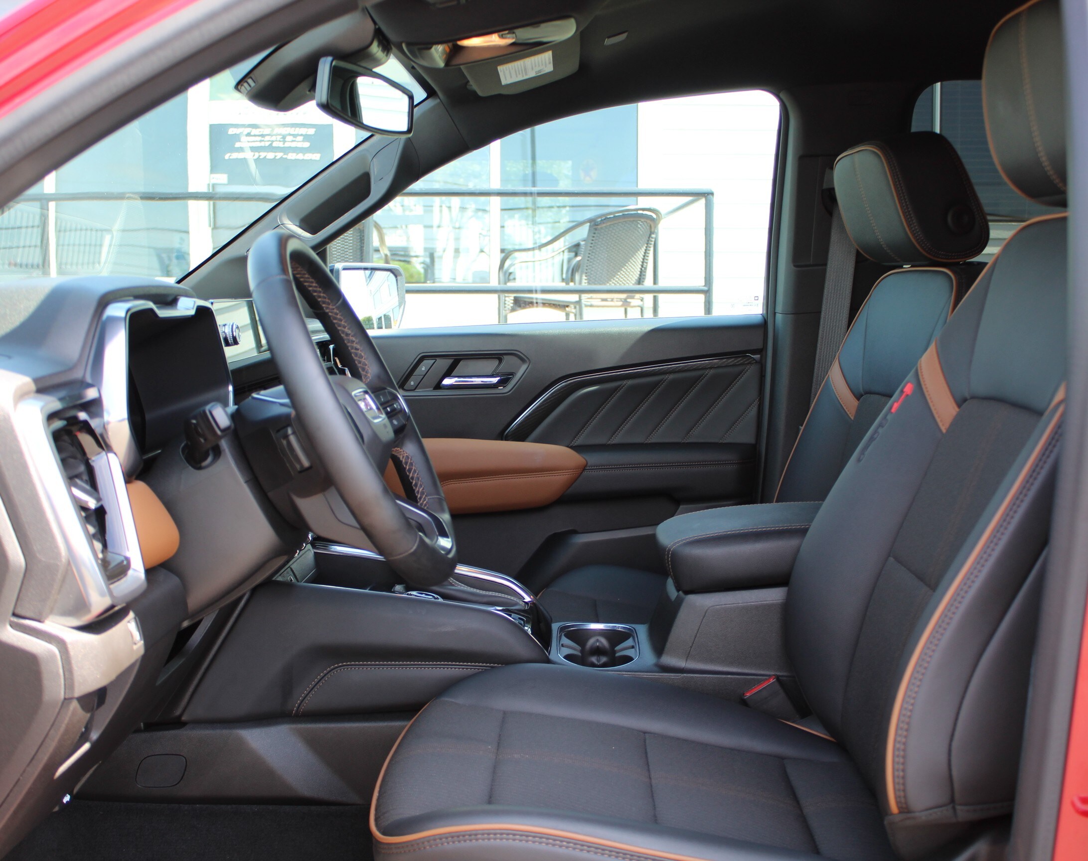2023 GMC Canyon AT4 - Photo 22