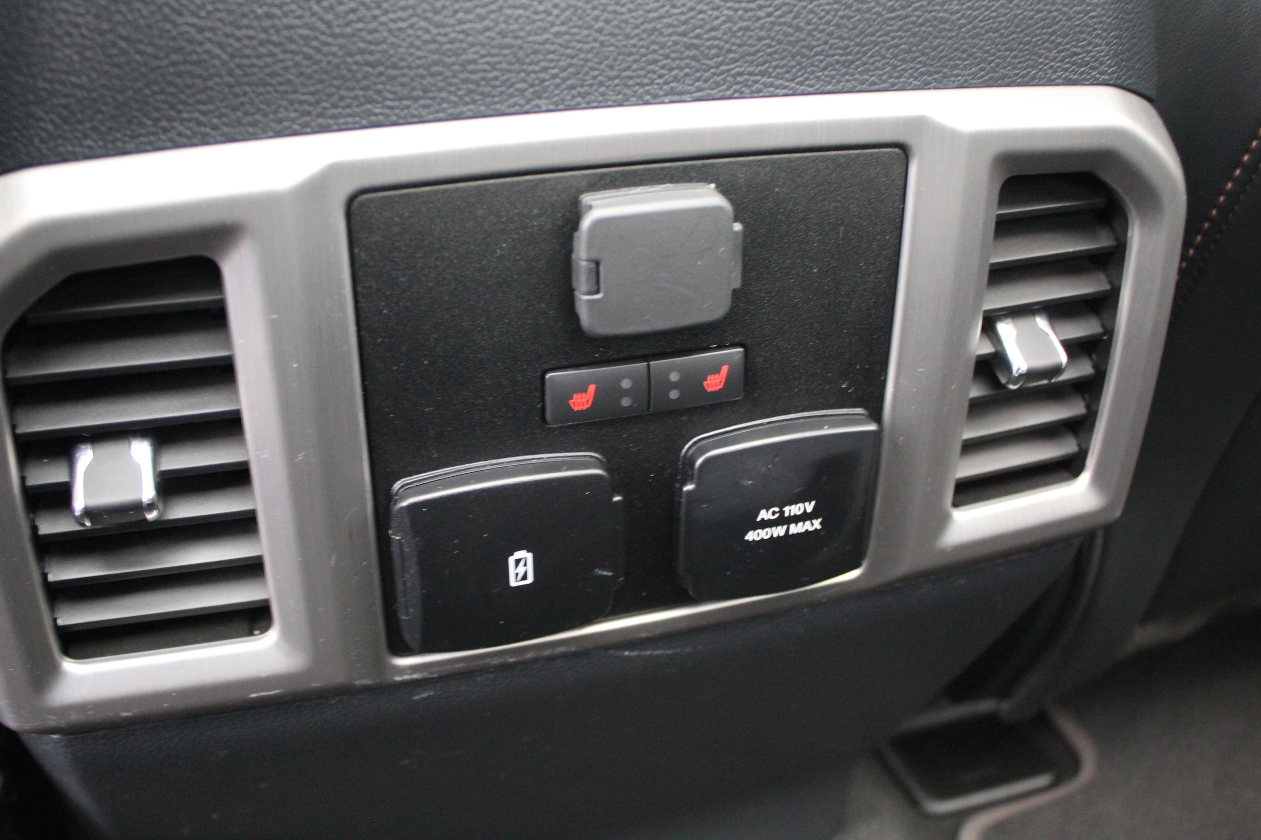 2022 Ford F-350 Super Duty Platinum - Photo 45