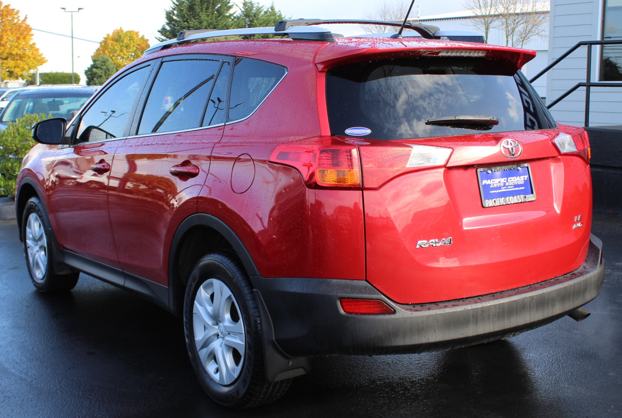 2013 Toyota RAV4 LE photo 3