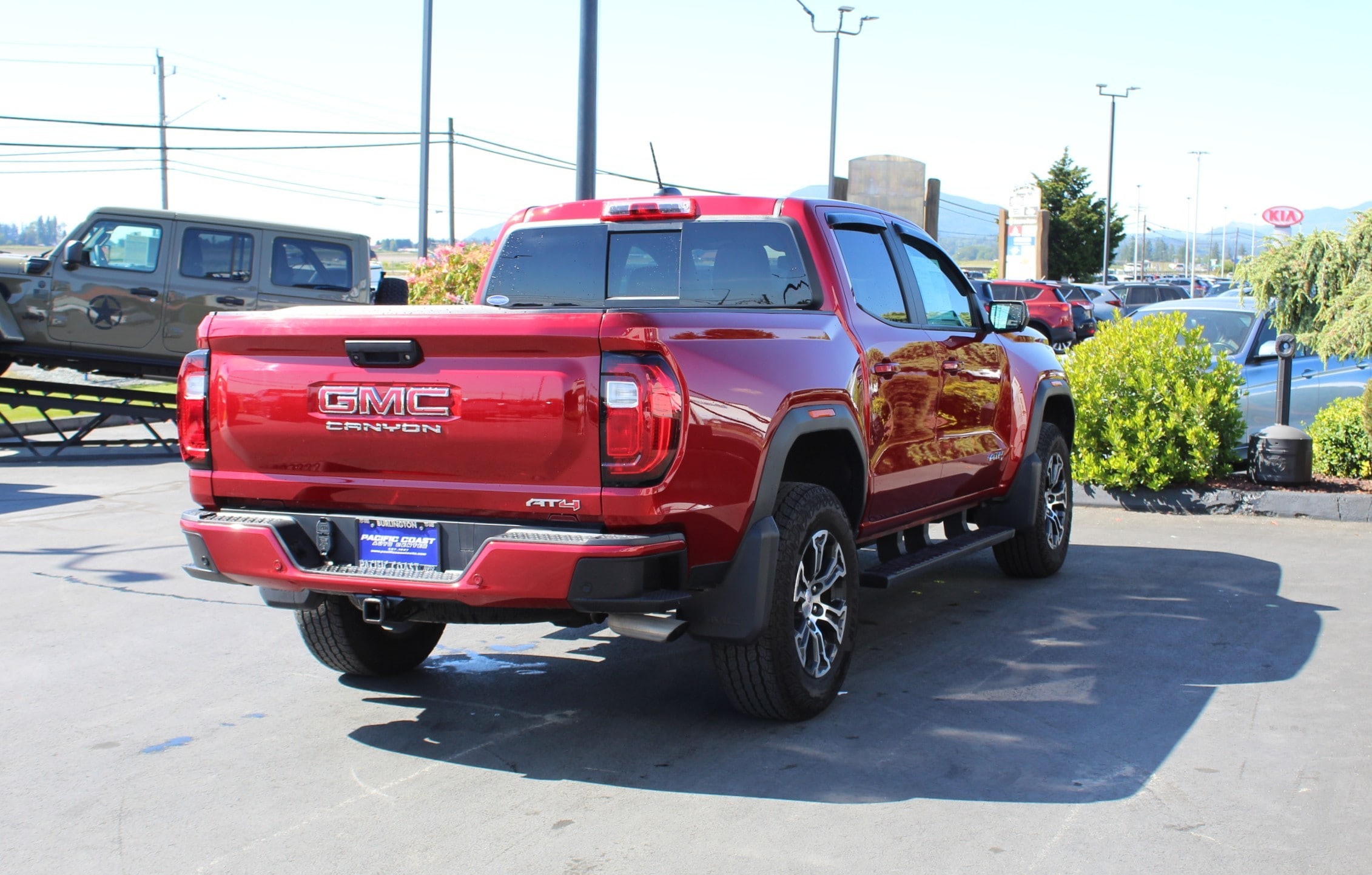 2023 GMC Canyon AT4 - Photo 6