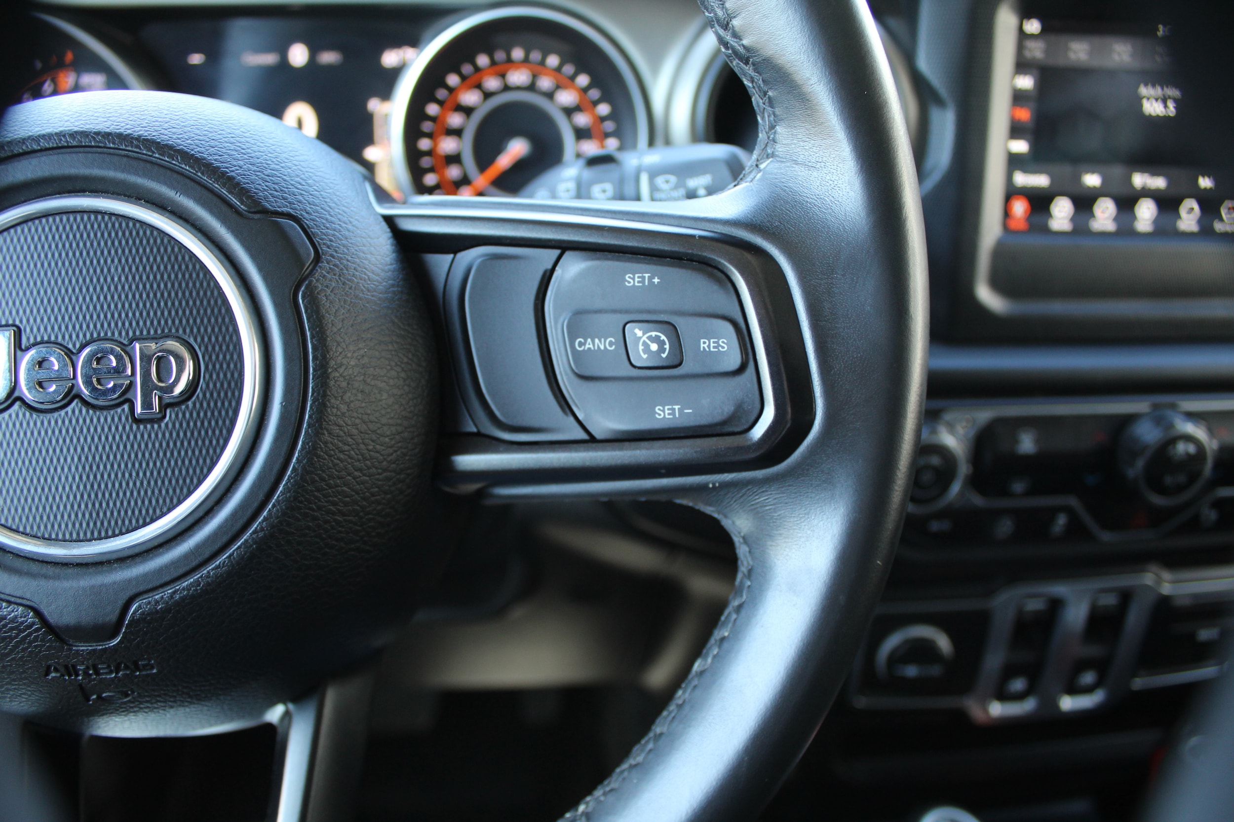 2018 Jeep All-New Wrangler Sport S - Photo 30