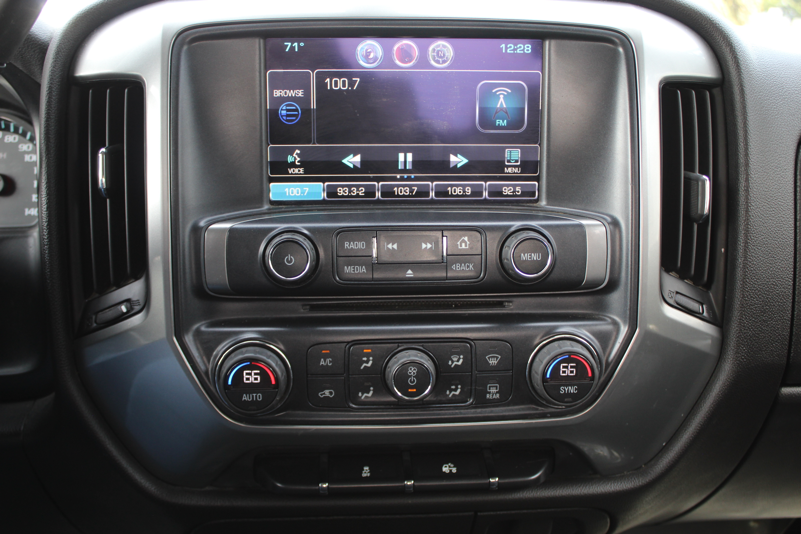 2014 Chevrolet Silverado 1500 LT - Photo 31