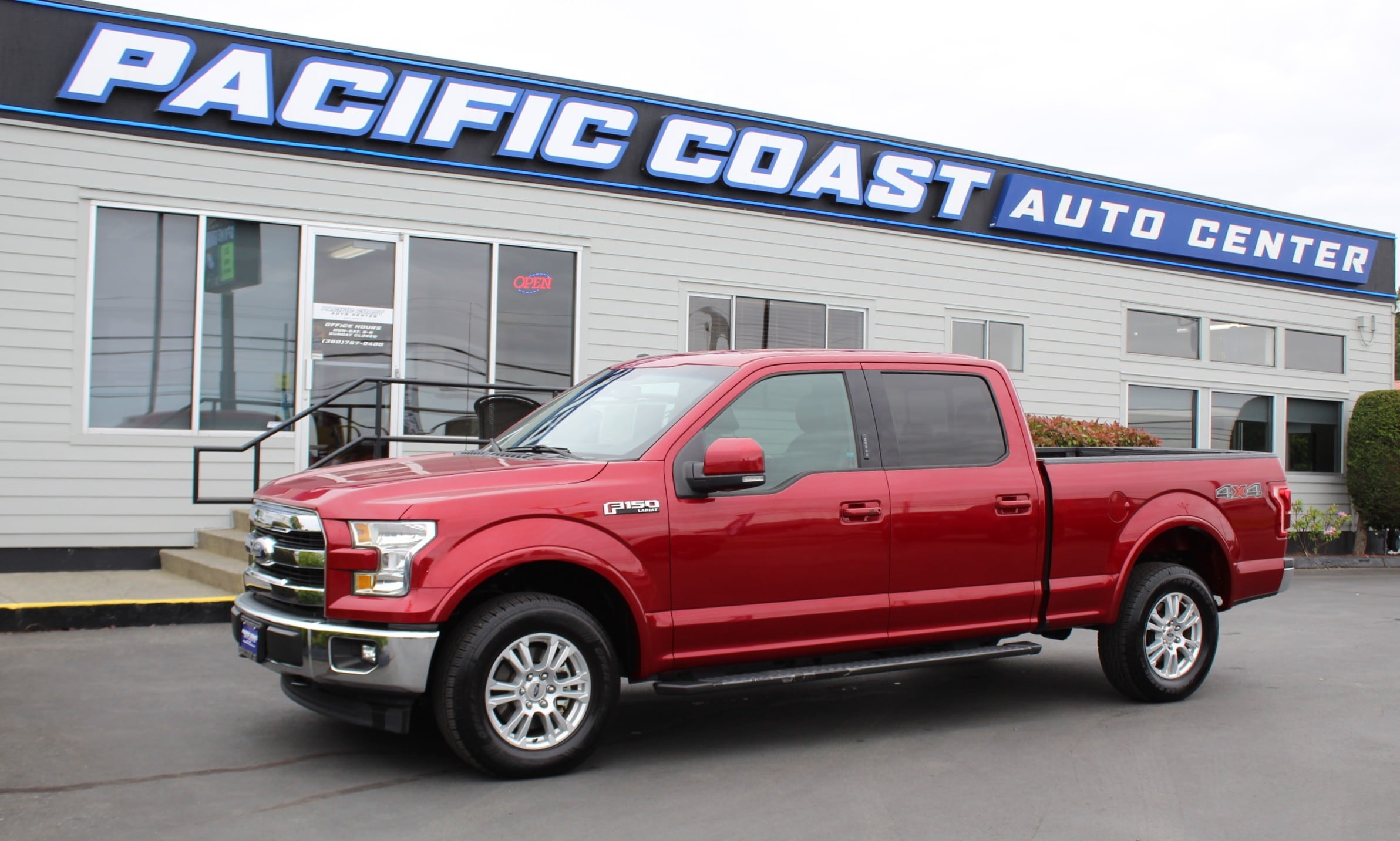 2017 Ford F-150 Lariat 4x4 SuperCrew 5-1/2 Box's photo
