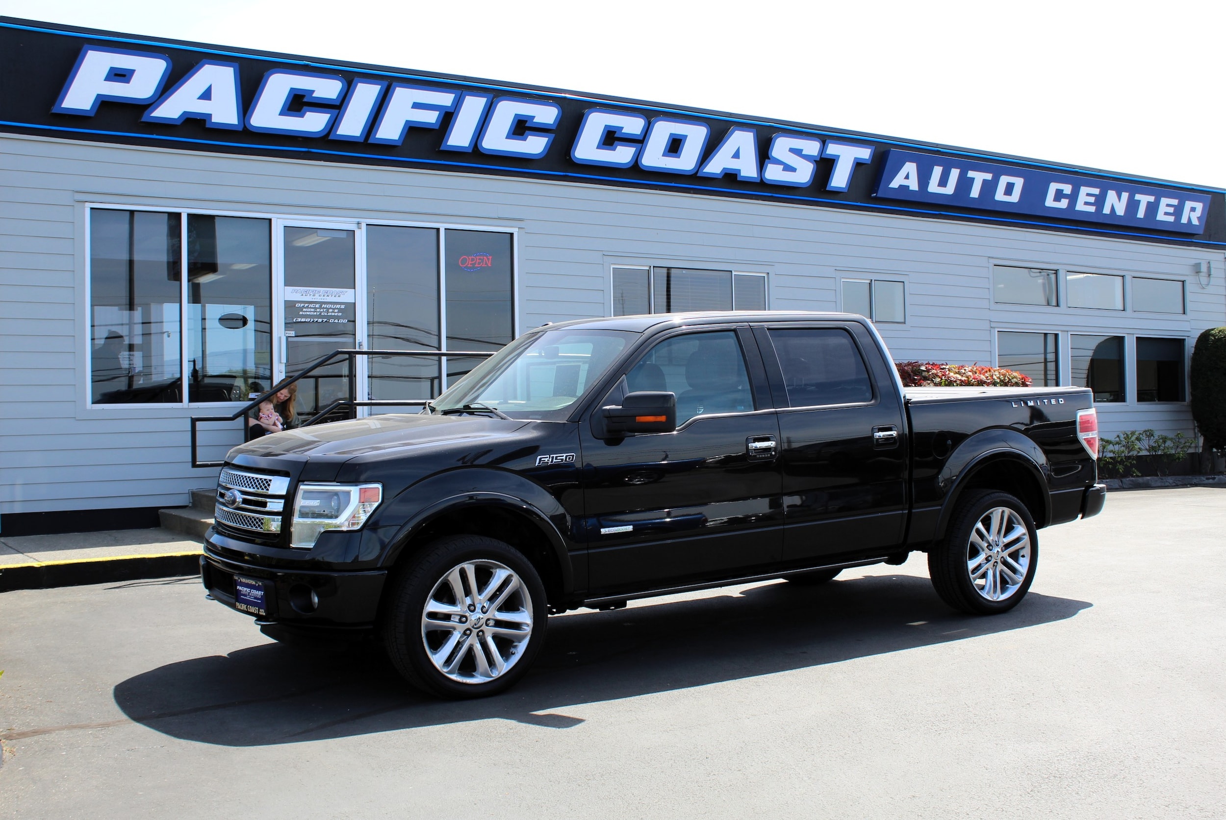 2014 Ford F-150 Limited 4x4 SuperCrew 145-in's photo