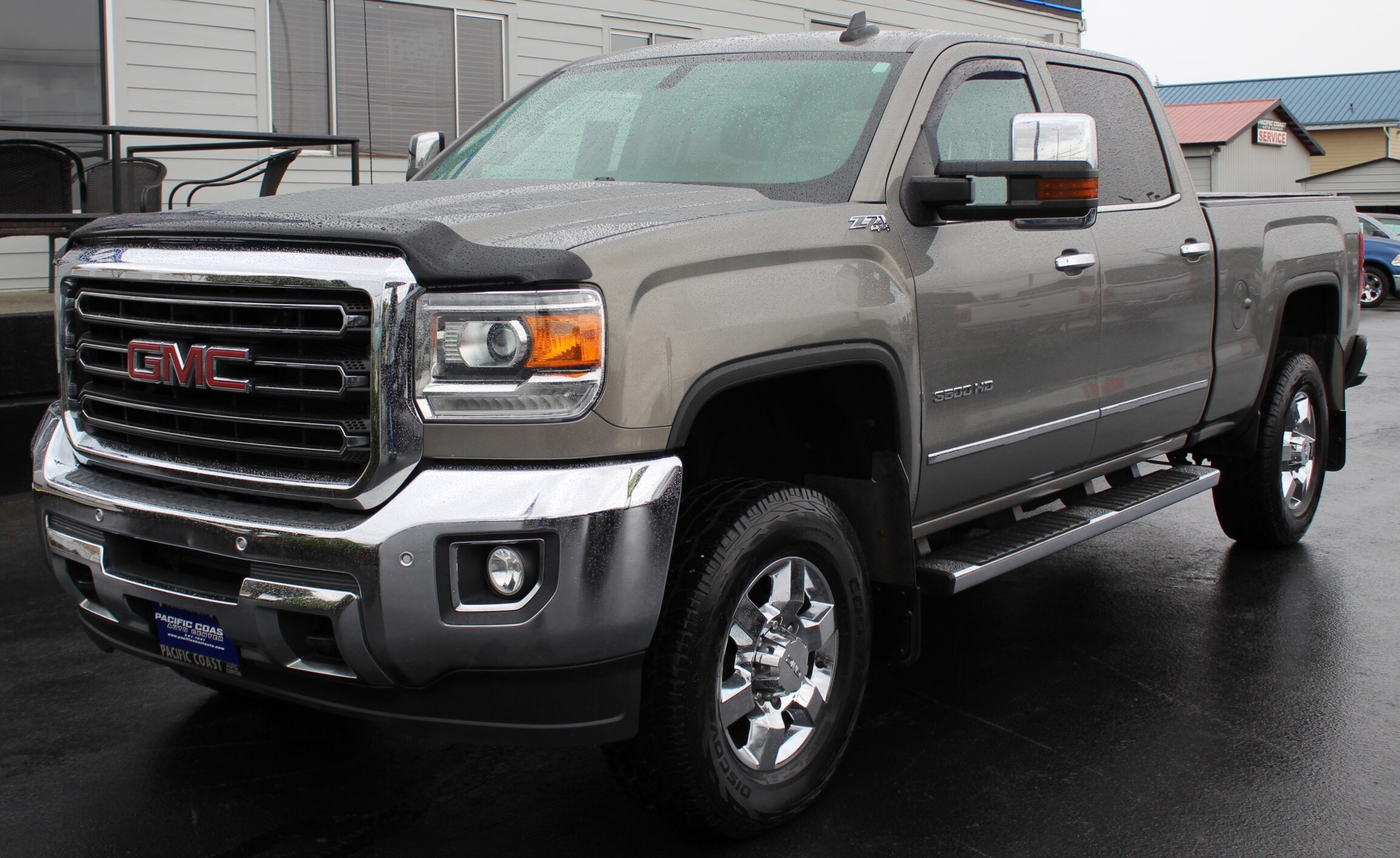 2017 Gmc Sierra SLT photo 2