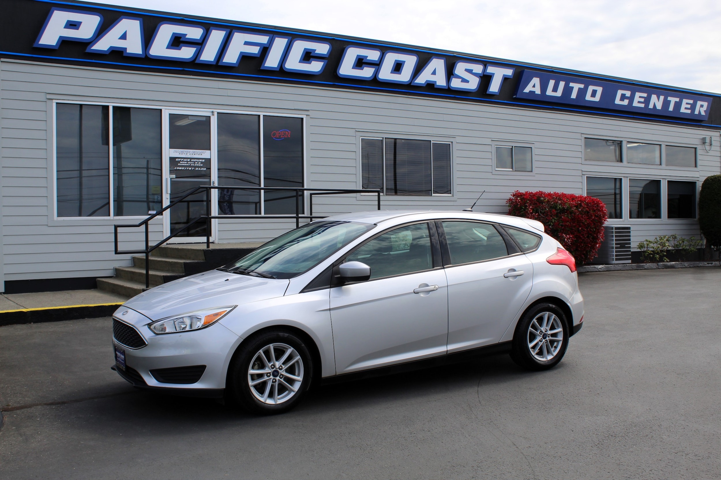 2018 Ford Focus Hatch SE's photo