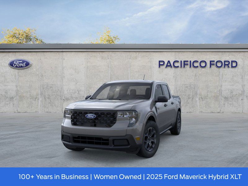 2025 Ford Maverick XLT photo 2