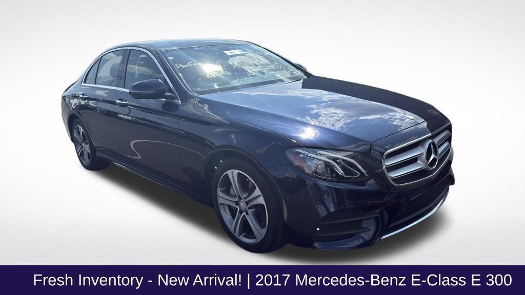 2017 Mercedes-Benz E-Class E300 4MATIC's photo