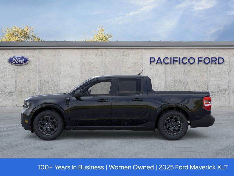 2025 Ford Maverick XLT photo 3