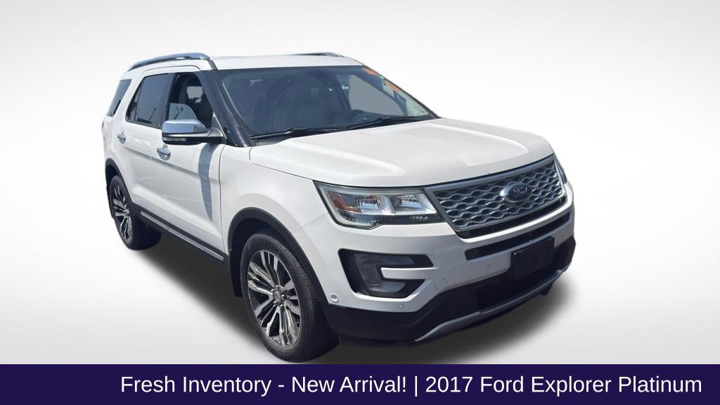 2017 Ford Explorer Platinum 4WD's photo