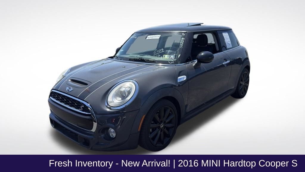2016 MINI Cooper S's photo