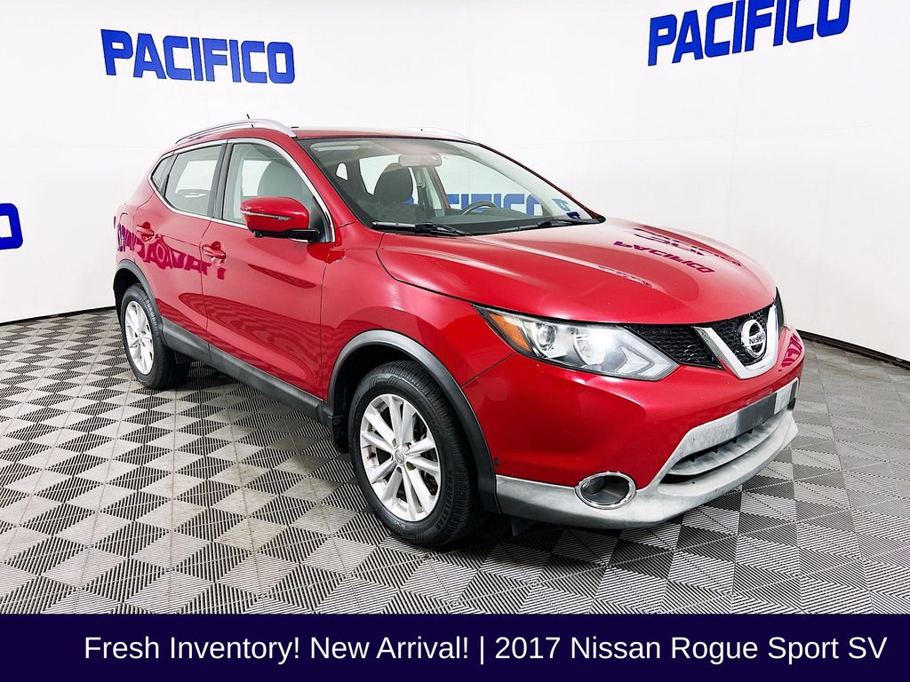 2017 Nissan Rogue Sport SV AWD's photo