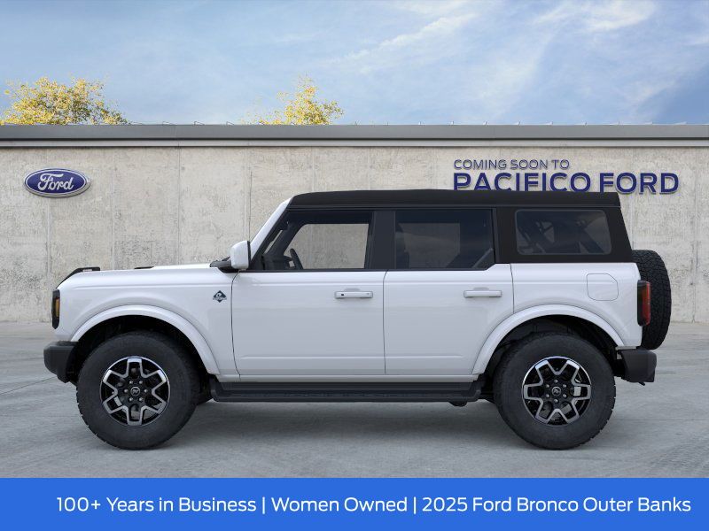 2025 Ford Bronco Outer Banks photo 3