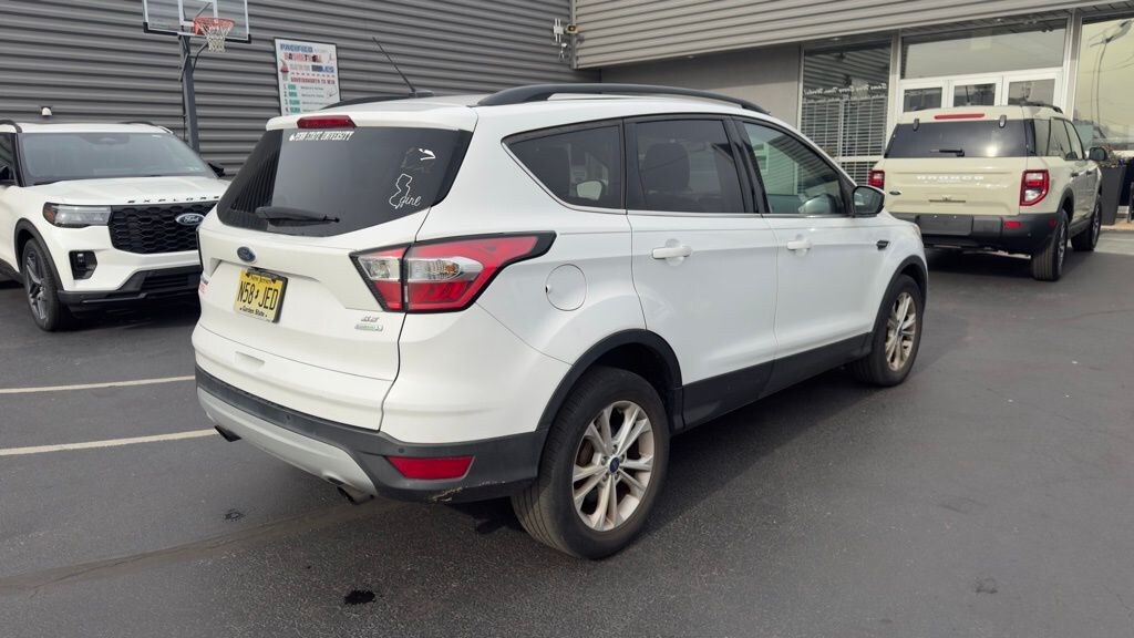 Used 2017 Ford Escape SE SUV