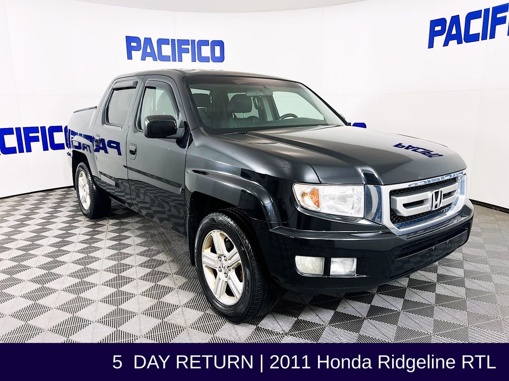 2011 Honda Ridgeline RTL w/Leather and Navi's photo