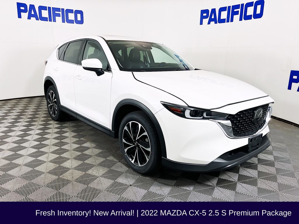 2022 Mazda CX-5 S Premium package Auto AWD's photo