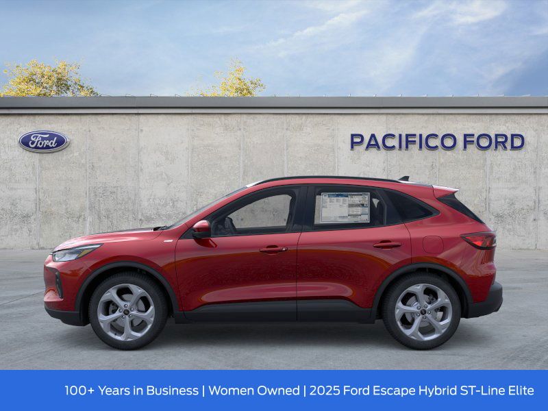 2025 Ford Escape ST-Line Select photo 3