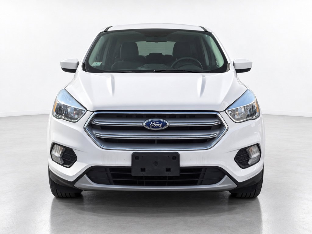 Used 2019 Ford Escape SE with VIN 1FMCU9GD8KUA48531 for sale in Philadelphia, PA