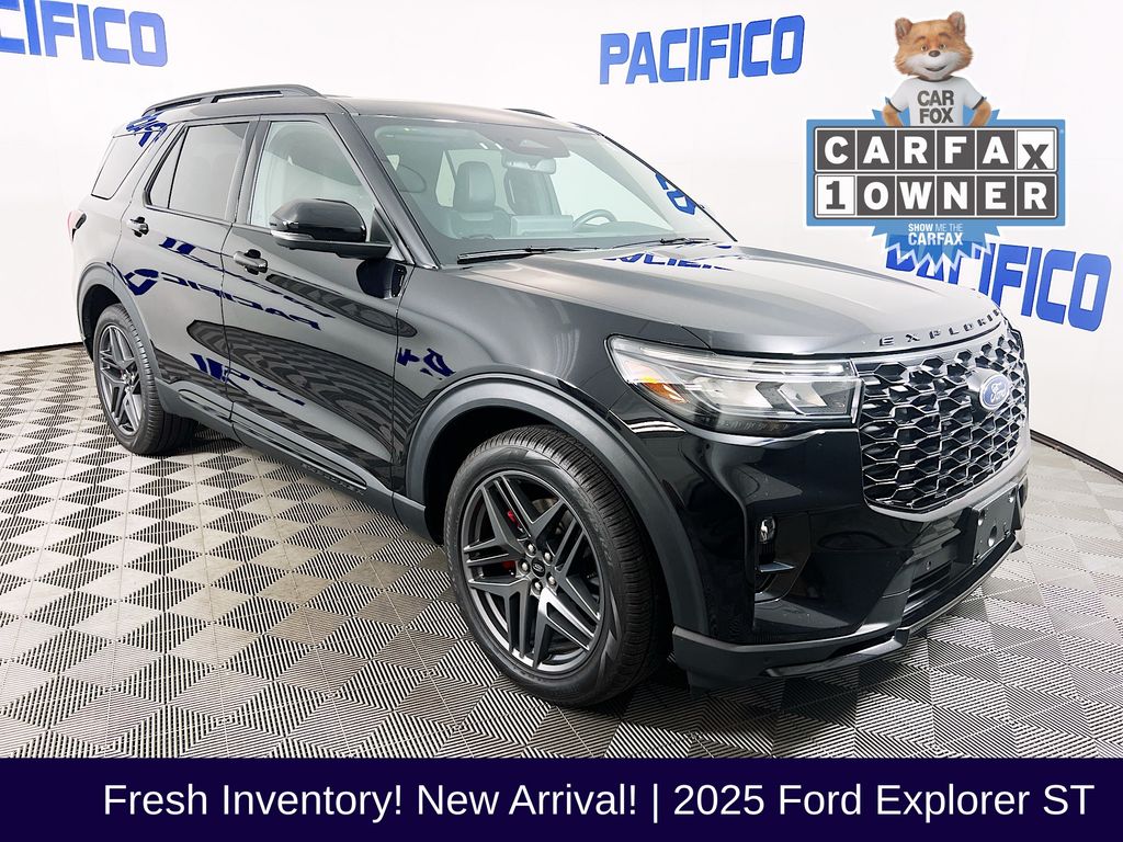 2025 Ford Explorer ST 4WD (PL535)'s photo
