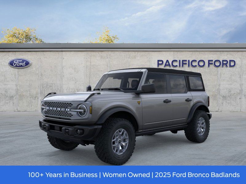 2025 Ford Bronco 4-Door Badlands's photo