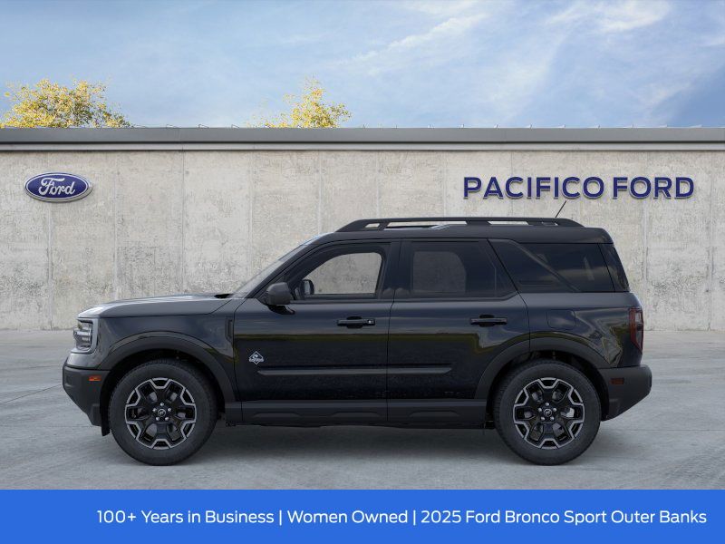 2025 Ford Bronco Sport Outer Banks photo 2