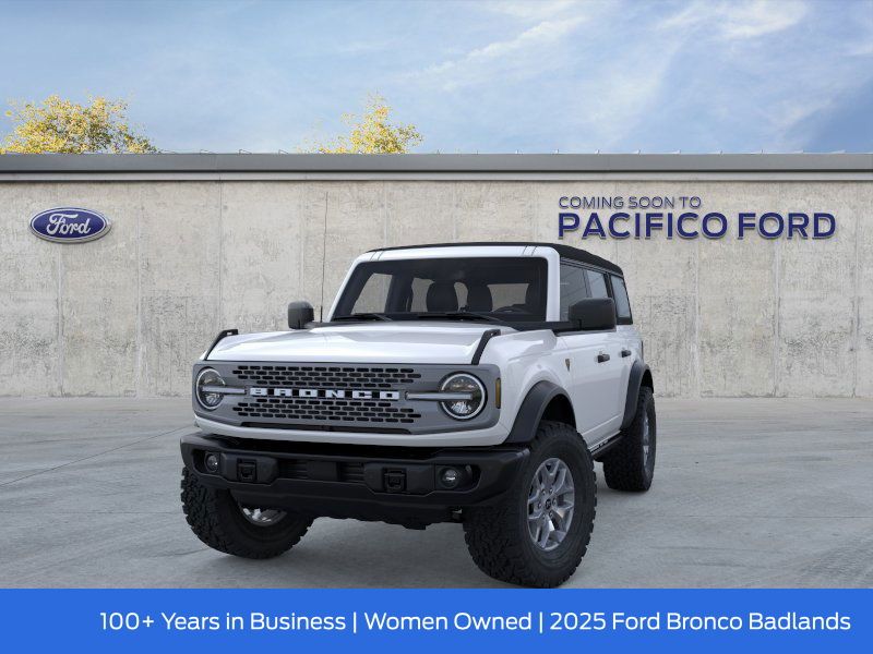 2025 Ford Bronco Badlands photo 2