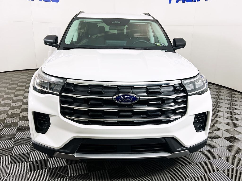 Used 2025 Ford Explorer Active SUV