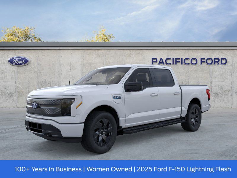 2025 Ford F-150 Lightning Flash's photo