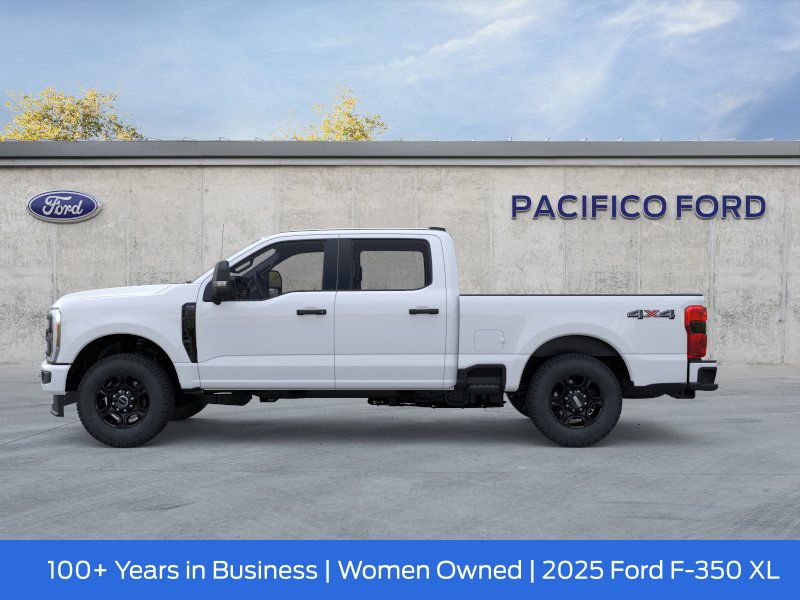2025 Ford F-350 XL photo 3