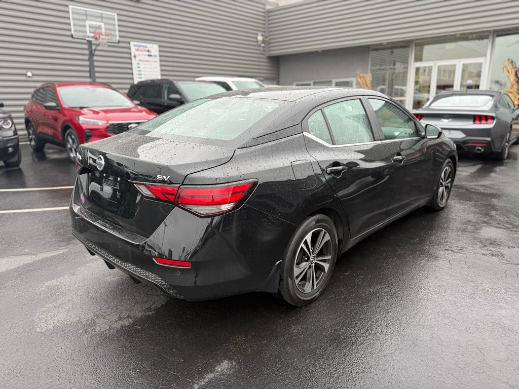 2022 Nissan Sentra SV photo 2