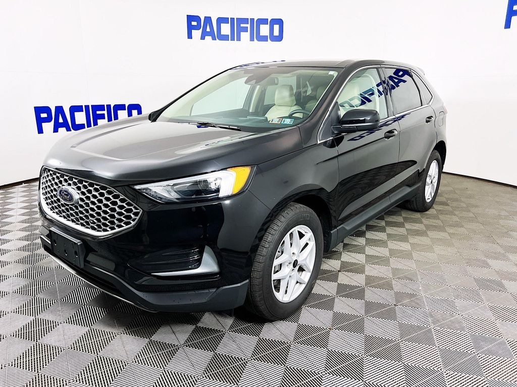 Certified 2024 Ford Edge SUV