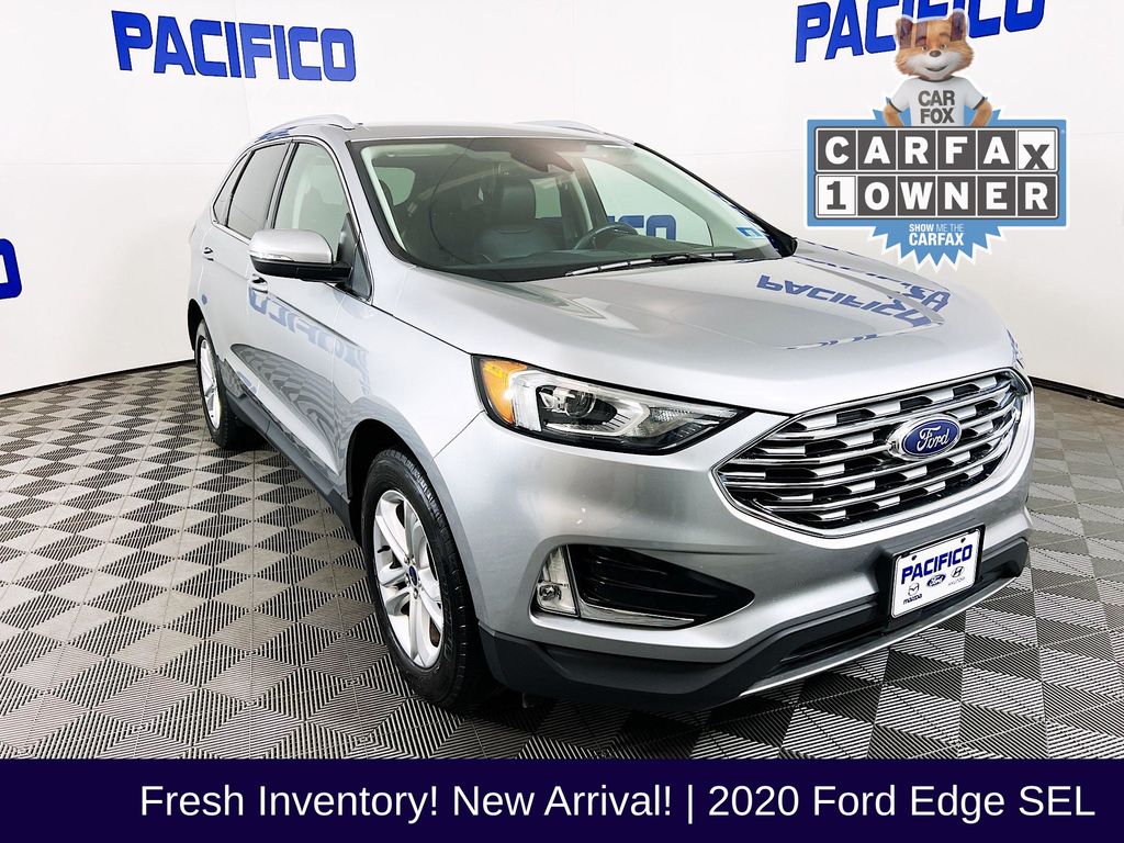 2020 Ford Edge SEL's photo