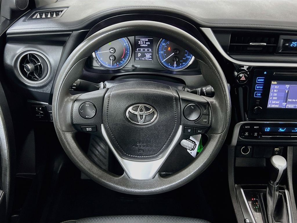 2017 Toyota Corolla LE - Photo 14