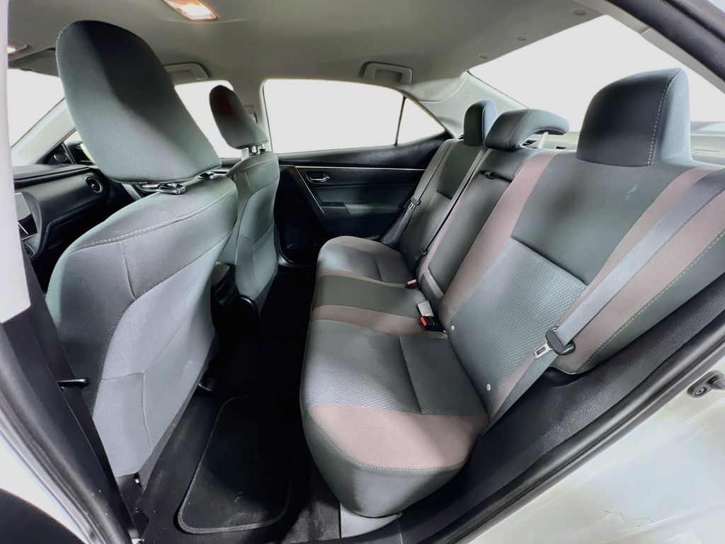 2017 Toyota Corolla LE - Photo 23