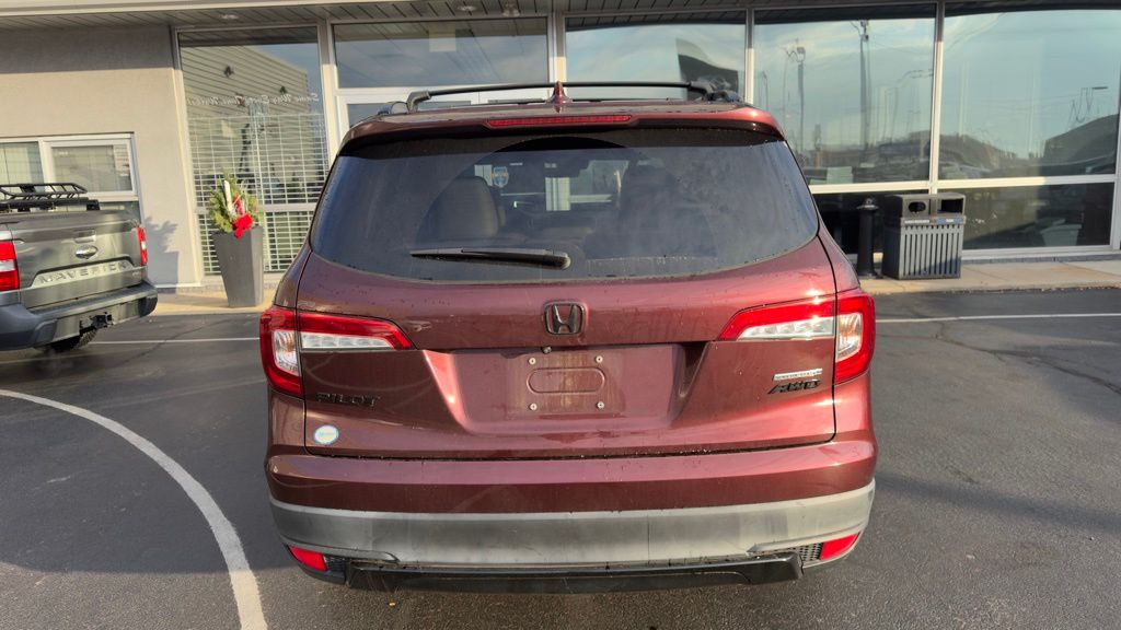 2022 Honda Pilot Special Edition photo 3