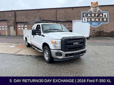 2016 Ford F-350 Chassis Truck Super Cab