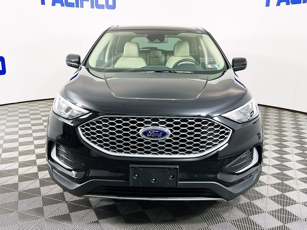 Certified 2024 Ford Edge SUV