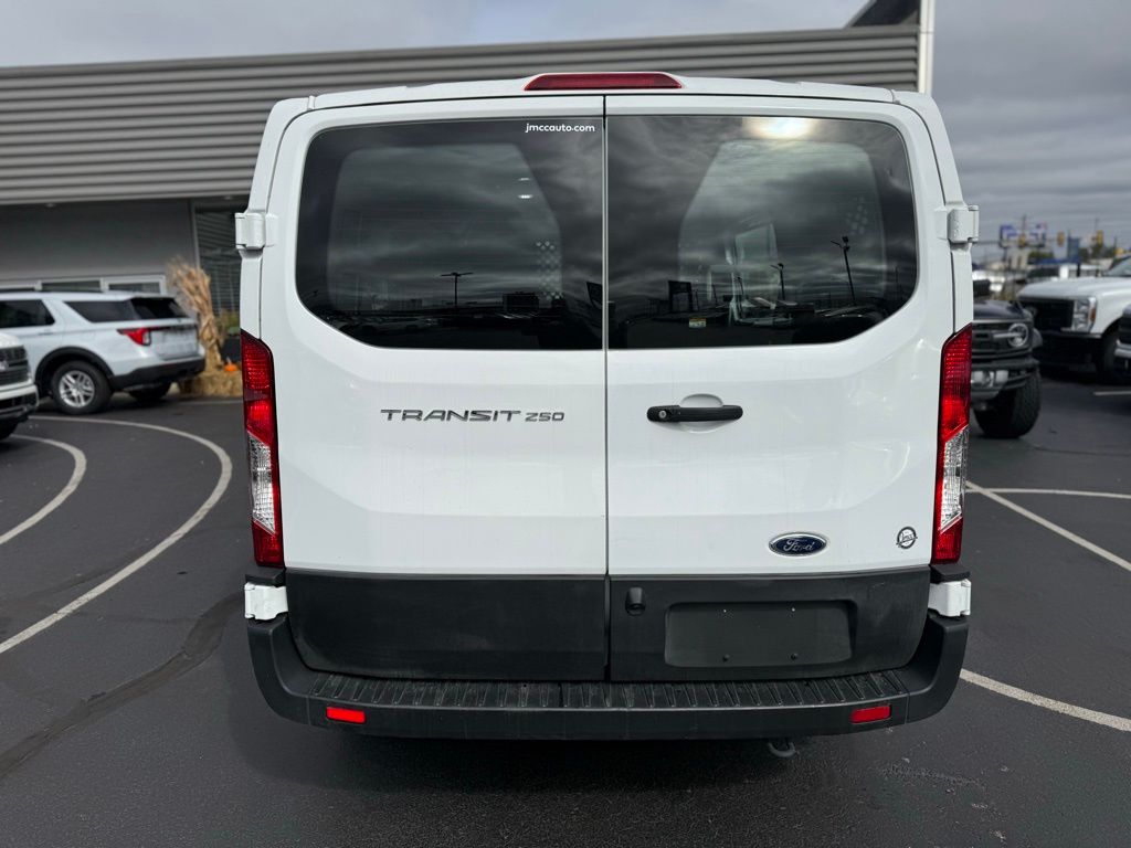 2023 Ford Transit Cargo Van photo 3
