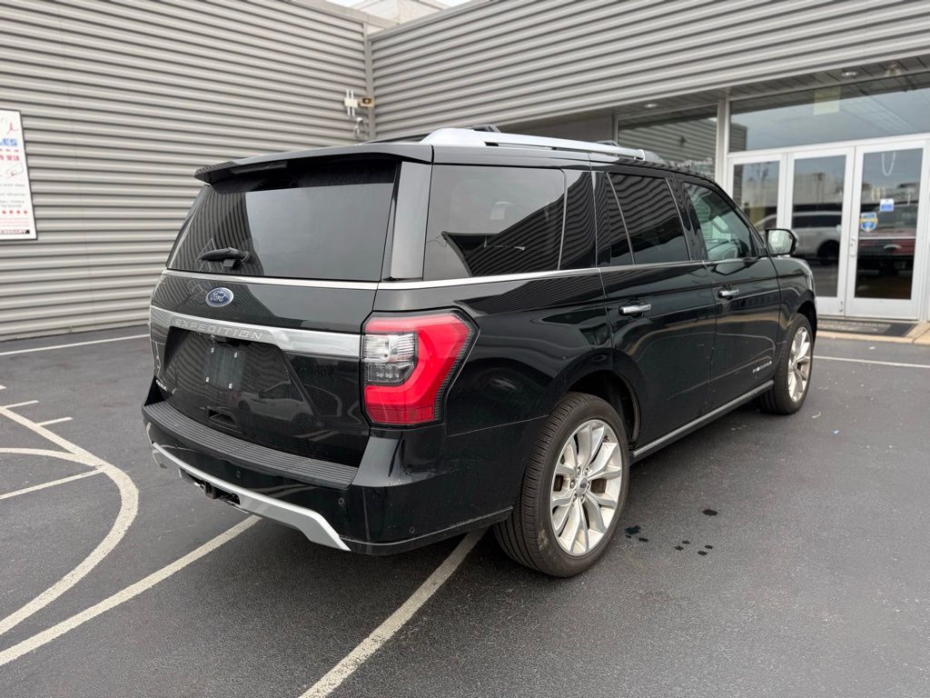 2018 Ford Expedition Platinum photo 2